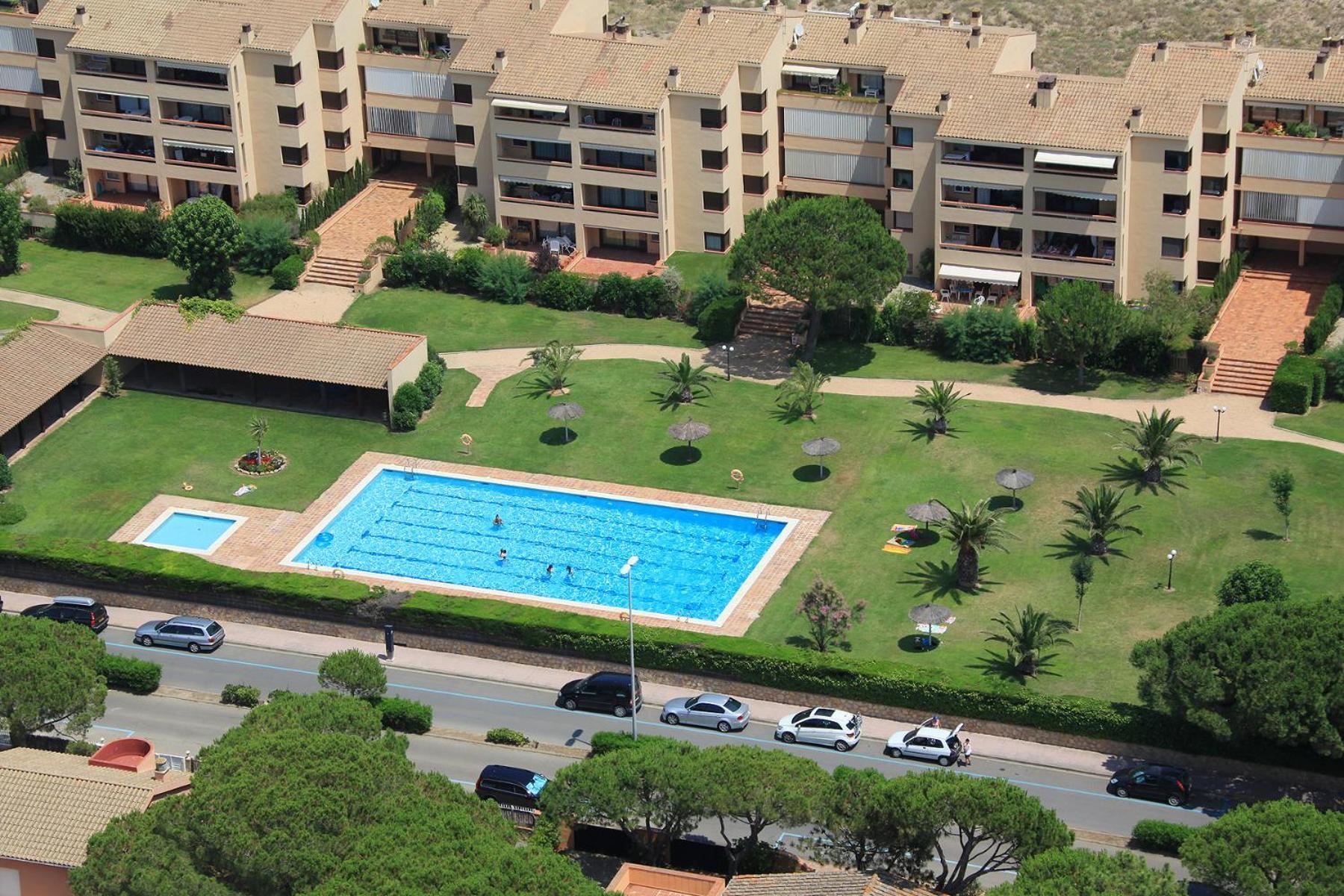 Apartaments Golf Mar Палс Екстериор снимка